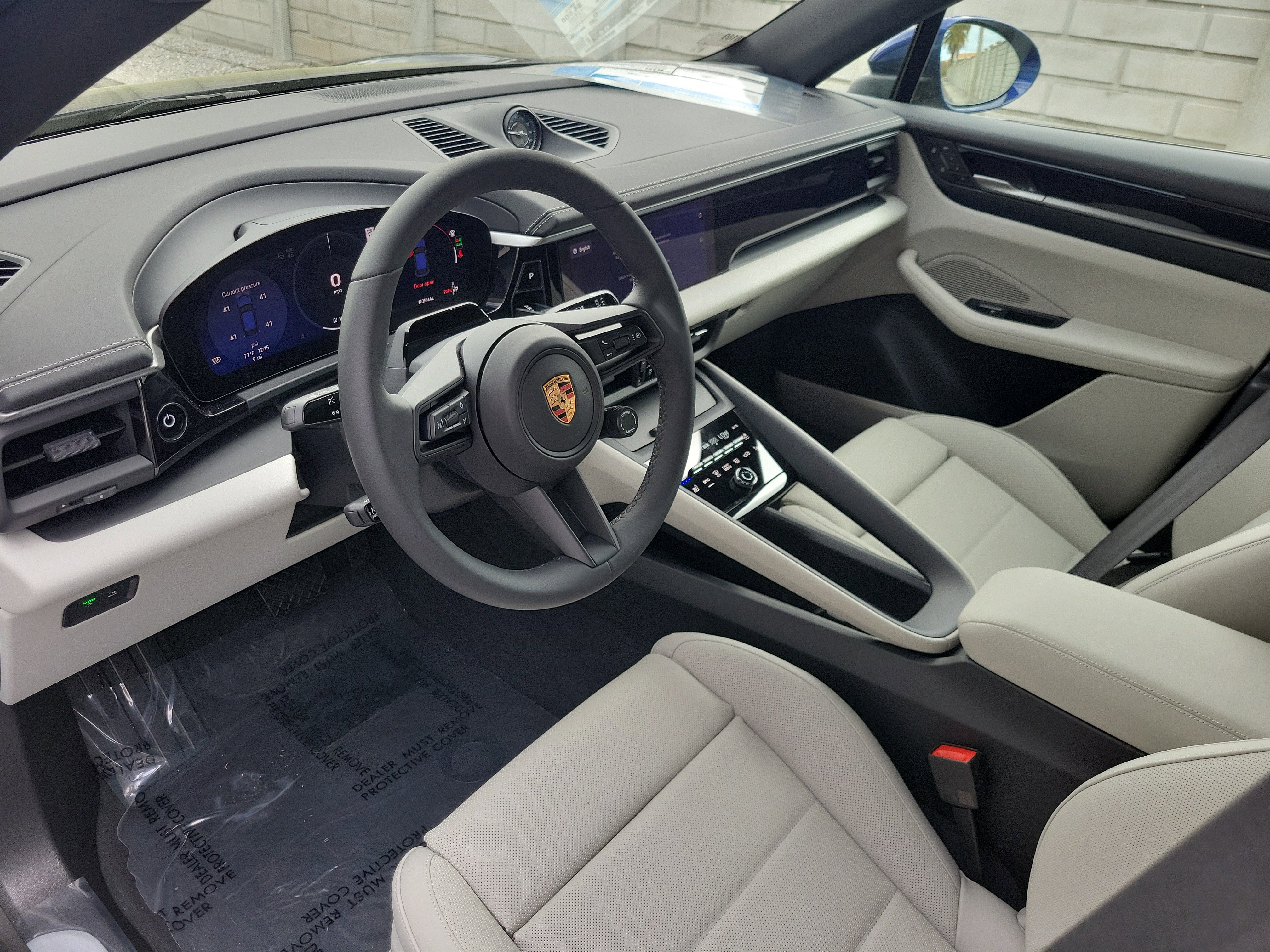 New 2026 Porsche Macan Electric image 4