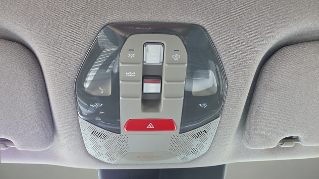 Used 2024 Kia EV9 Land AWD/4WD image 13