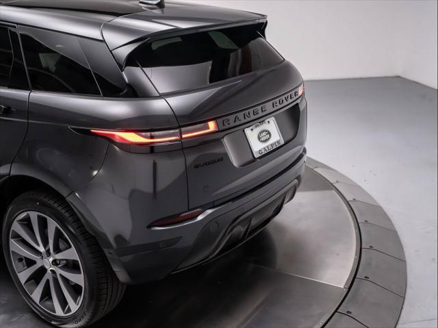 New 2026 Land Rover Range Rover Evoque S AWD/4WD image 31