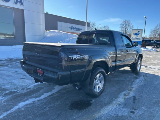 Used 2014 Toyota Tacoma 4x4 Access Cab V6 w/ TRD Sport Package image 9