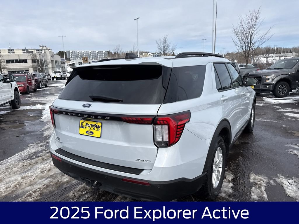 Used 2025 Ford Explorer Active image 7