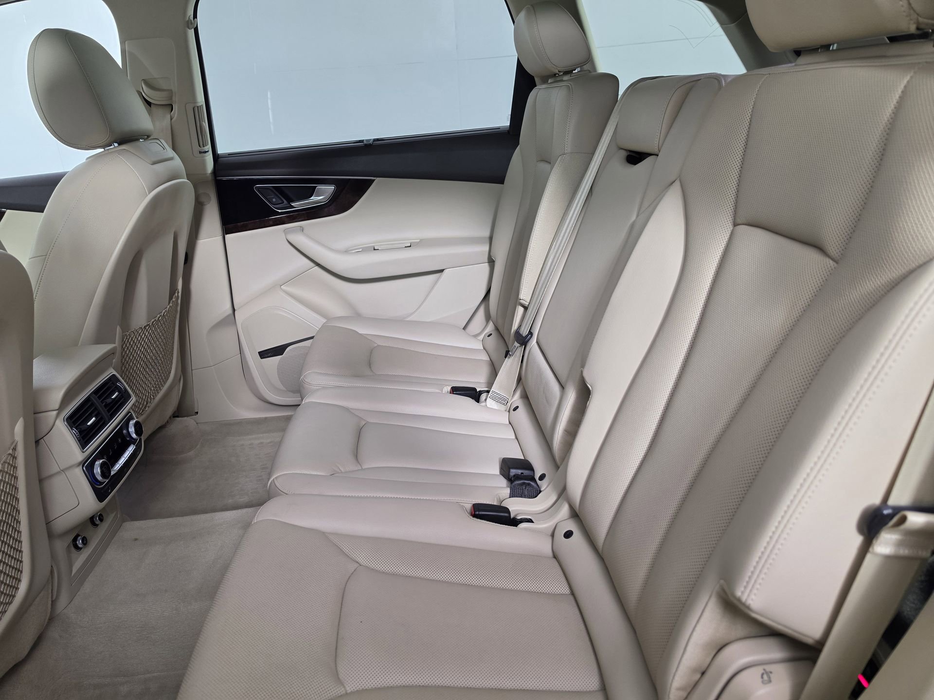 Used 2019 Audi Q7 3.0T Prestige w/ Prestige Package AWD/4WD image 47