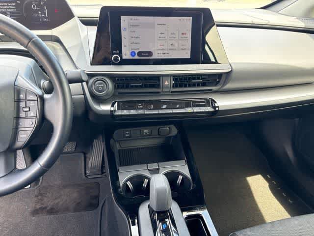 Used 2025 Toyota Prius LE AWD/4WD image 20
