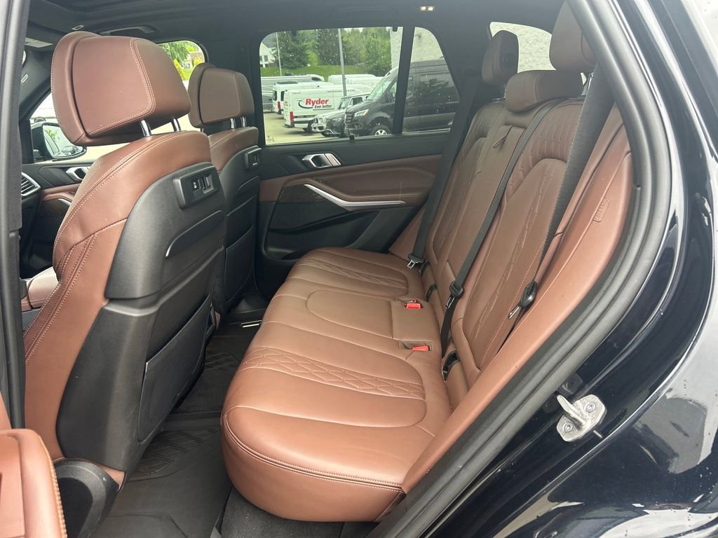 Used 2022 BMW X5 xDrive45e w/ M Sport Package AWD/4WD image 26