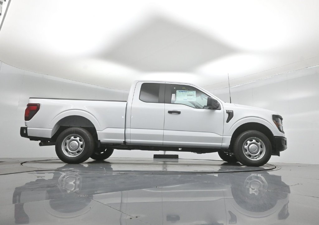 New 2026 Ford F150 XL RWD image 40