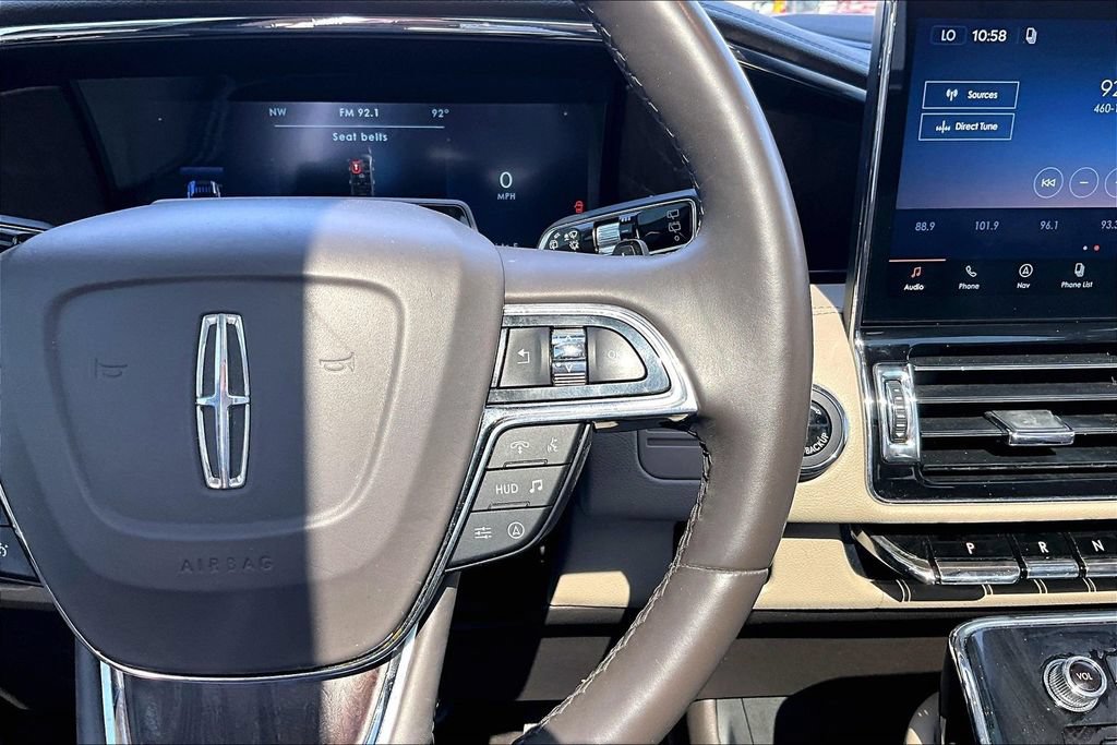 Used 2022 Lincoln Navigator Reserve AWD/4WD image 21