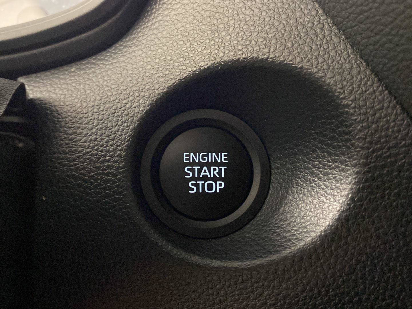 Used 2024 Toyota Corolla Cross LE AWD/4WD image 19