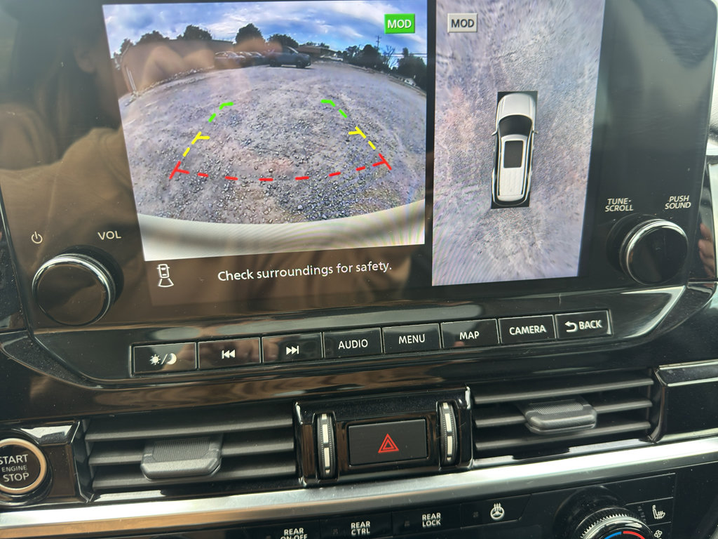 Used 2023 Nissan Pathfinder Platinum image 26