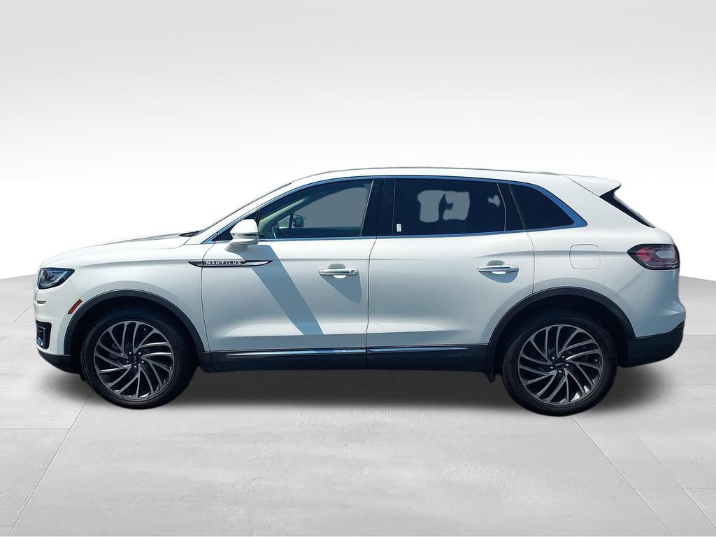 Used 2020 Lincoln Nautilus Reserve AWD/4WD image 2