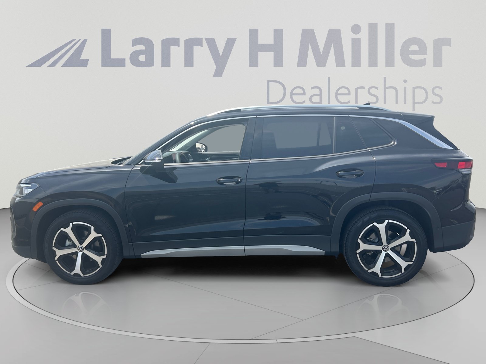 Used 2026 Volkswagen Tiguan SE FWD video 2
