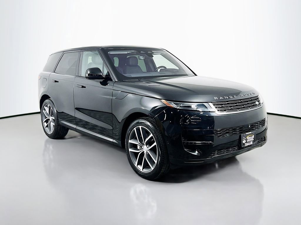 Used 2023 Land Rover Range Rover Sport SE AWD/4WD image 3
