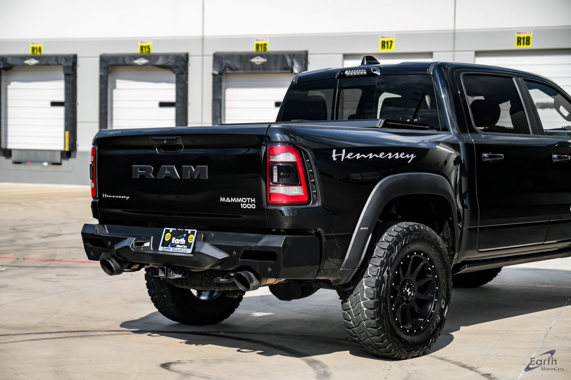 Used 2022 RAM 1500 TRX w/ TRX Level 2 Equipment Group AWD/4WD image 17