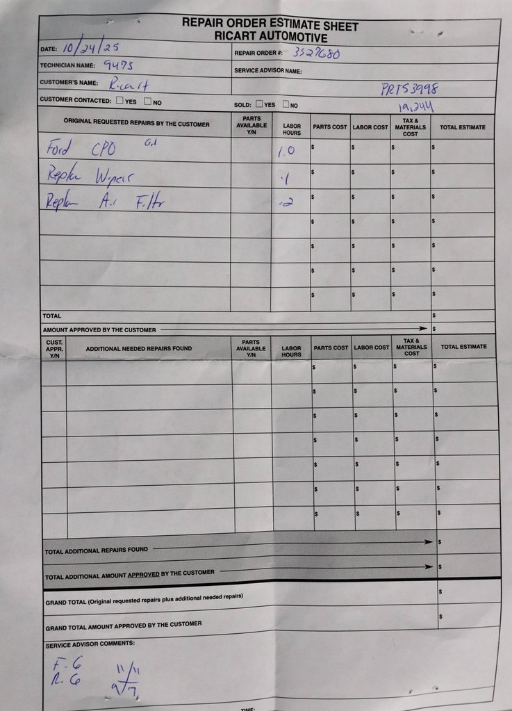 Used 2024 GMC Savana 2500 w/ Driver Convenience Package image 3