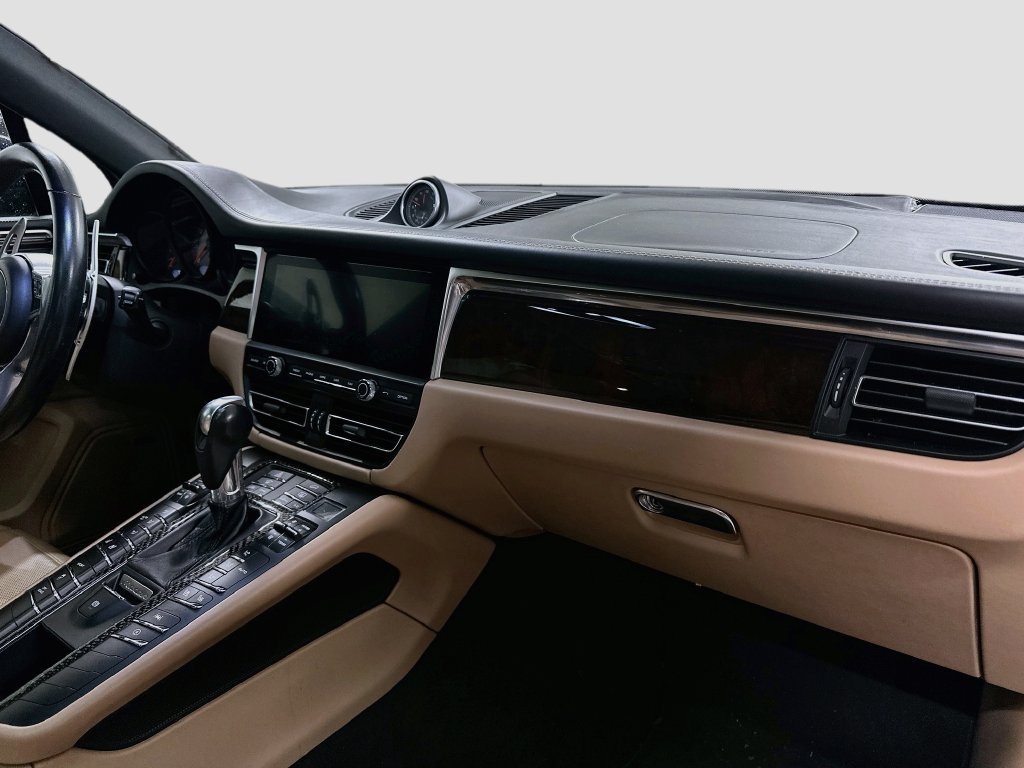Certified 2019 Porsche Macan S AWD/4WD image 30