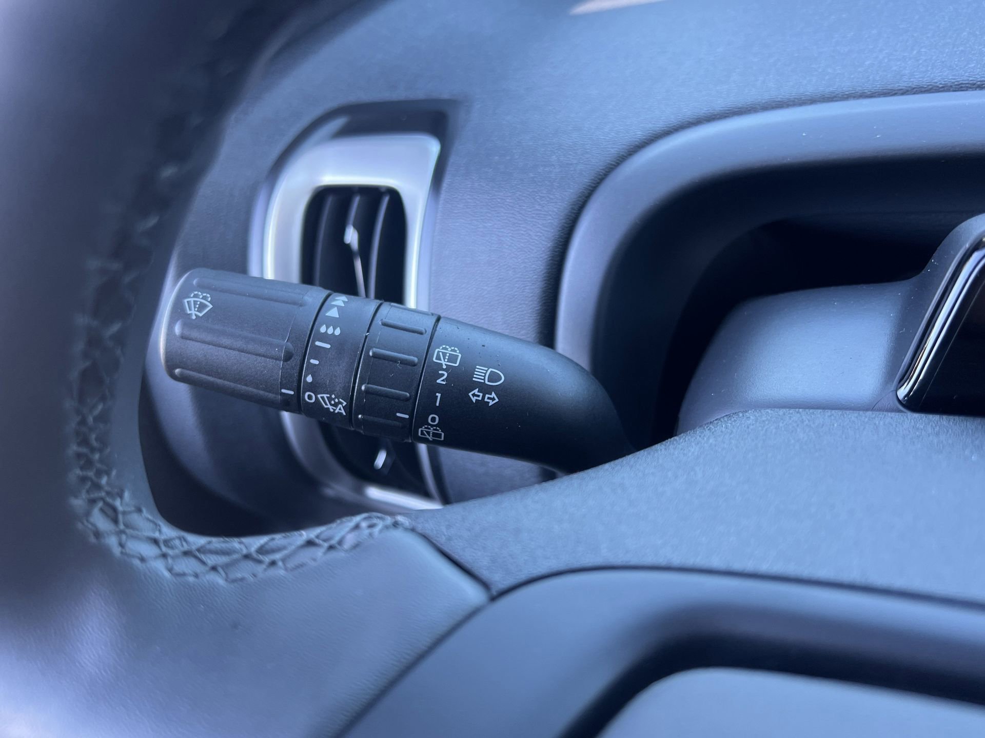 New 2026 Ford Expedition Active image 10