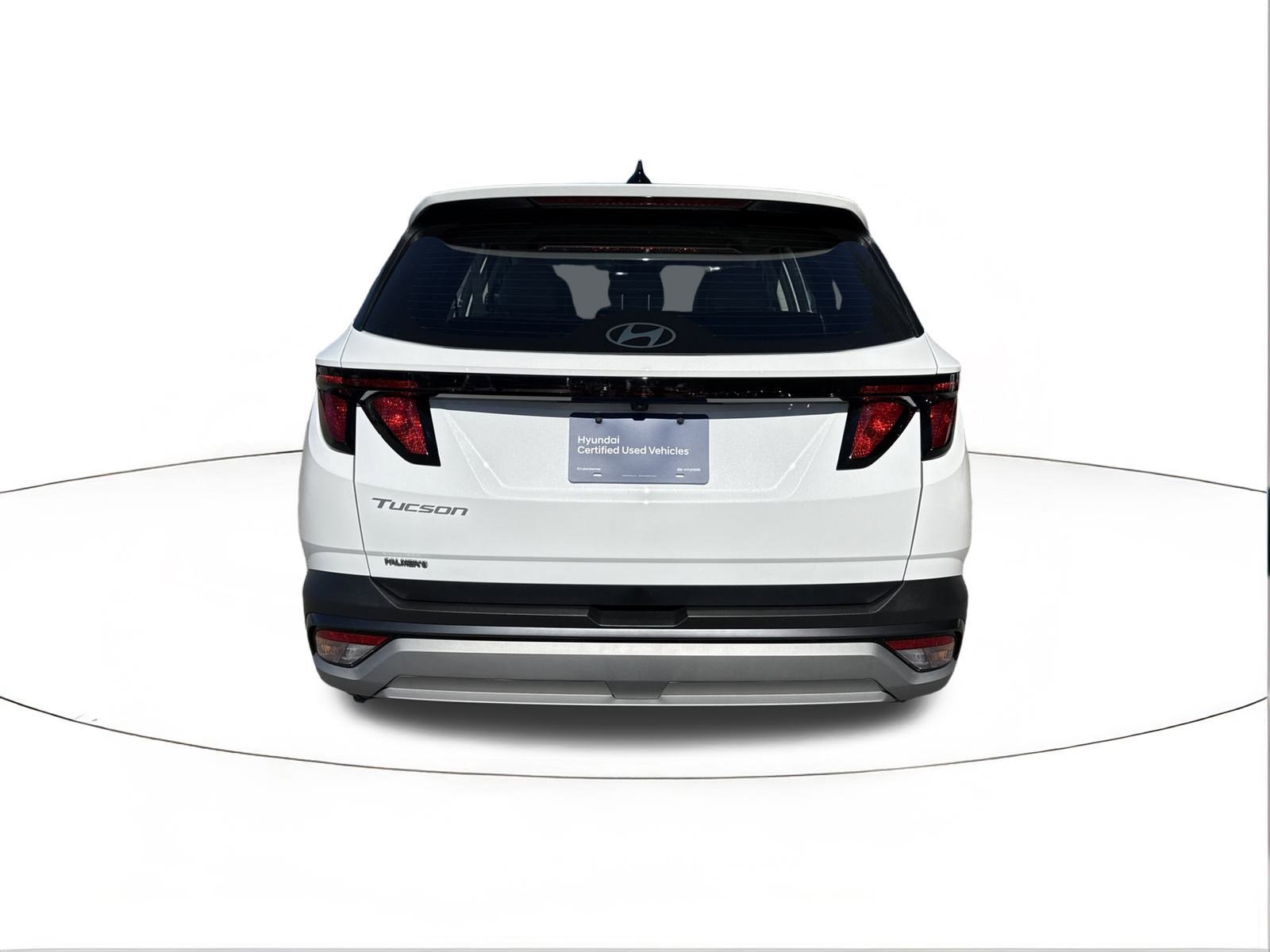 Certified 2025 Hyundai Tucson SE image 4