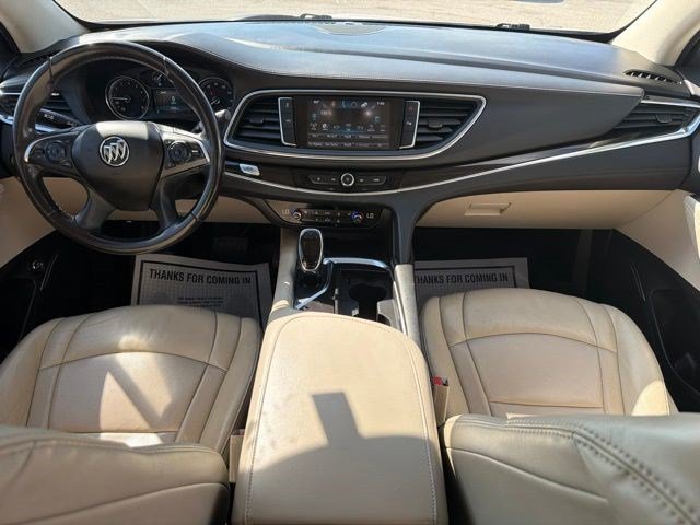 Used 2018 Buick Enclave Essence AWD/4WD image 28
