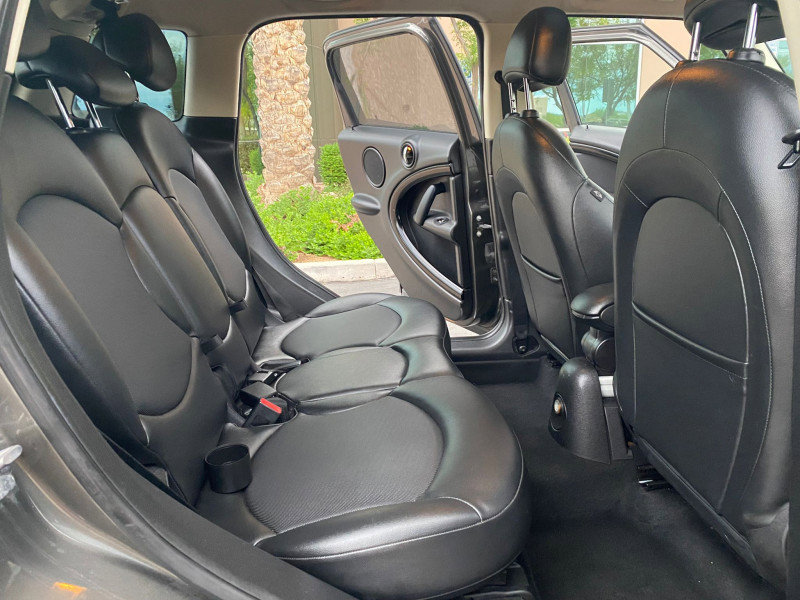 Used 2012 MINI Cooper Countryman S FWD image 17