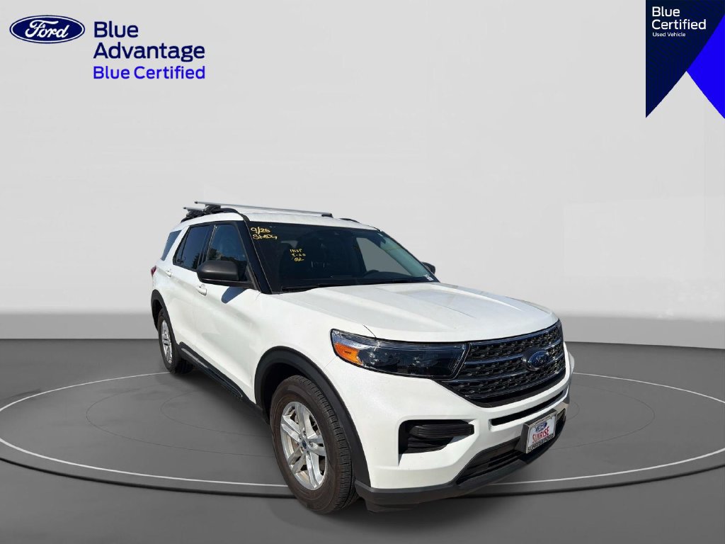 Used 2024 Ford Explorer XLT RWD image 3