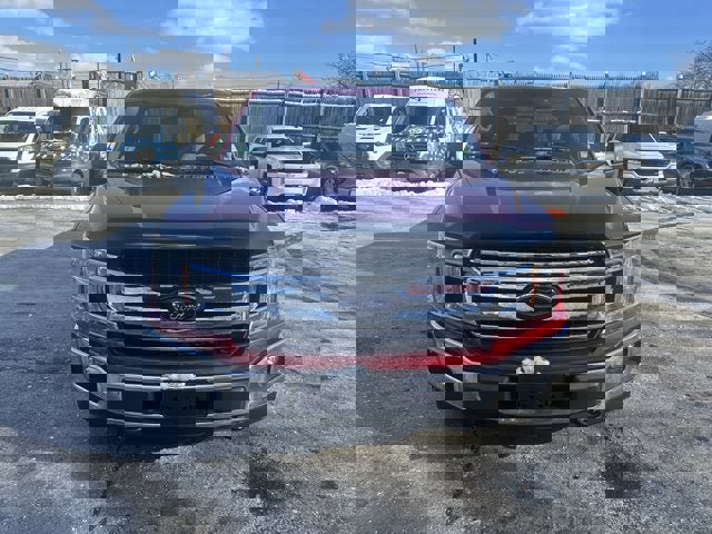 Used 2018 Ford F150 XLT image 2