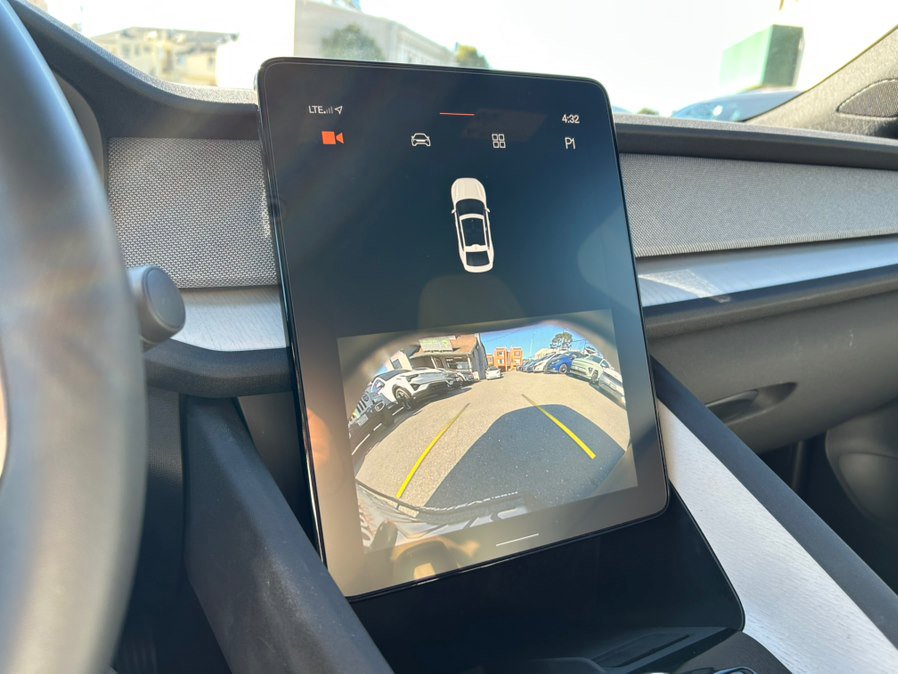 Used 2023 Polestar Polestar 2 w/ Pilot Pack image 27