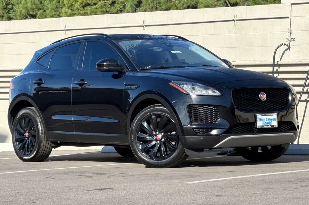 Used 2020 Jaguar E-PACE SE image 2