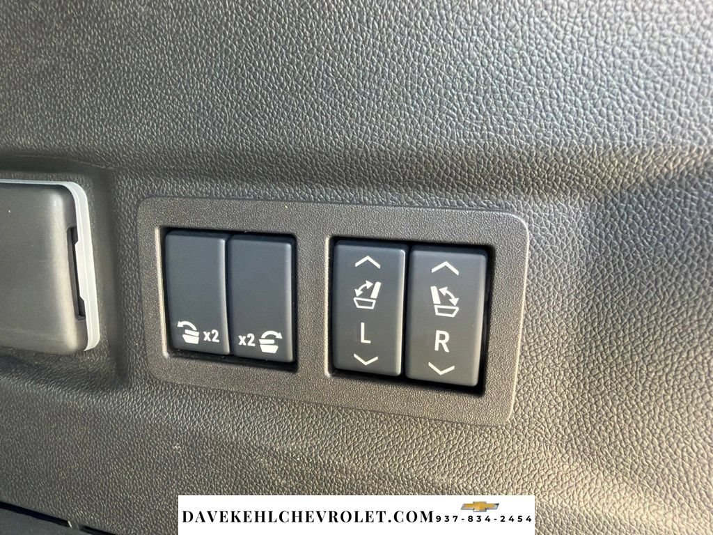 Used 2025 Chevrolet Tahoe RST w/ Comfort Package AWD/4WD image 29