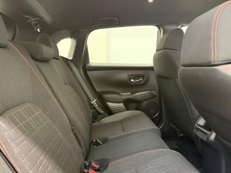 Used 2025 Honda HR-V Sport image 8