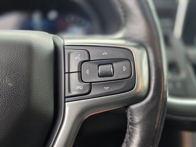 Used 2022 Chevrolet Suburban Z71 w/ Luxury Package AWD/4WD image 31