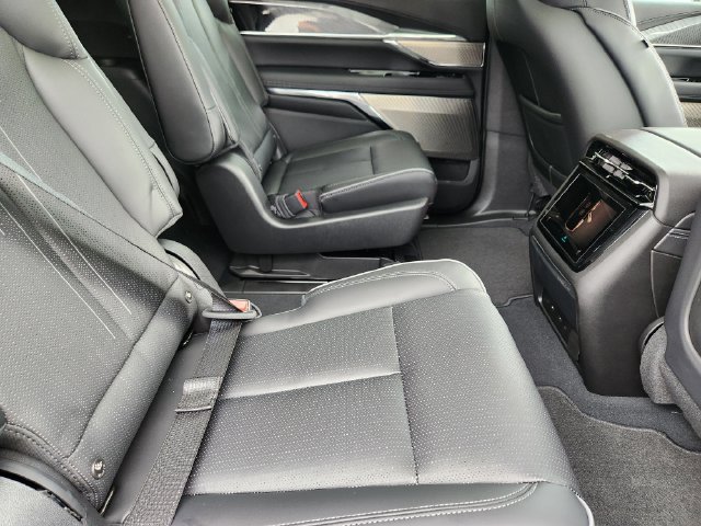 New 2026 Cadillac Escalade IQL Sport 2 AWD/4WD image 24