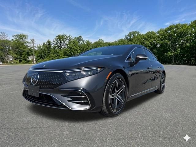 Used 2023 Mercedes-Benz EQS 450+ 4MATIC Sedan w/ AMG Line Exterior Package image 4