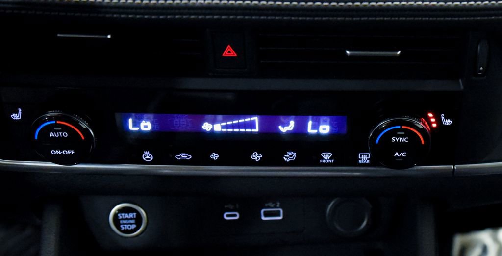 Used 2022 Nissan Rogue S image 21