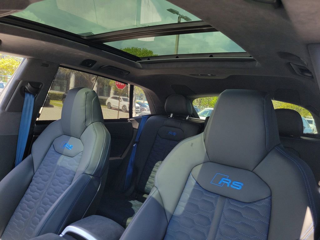 New 2026 Audi RS Q8 performance image 15