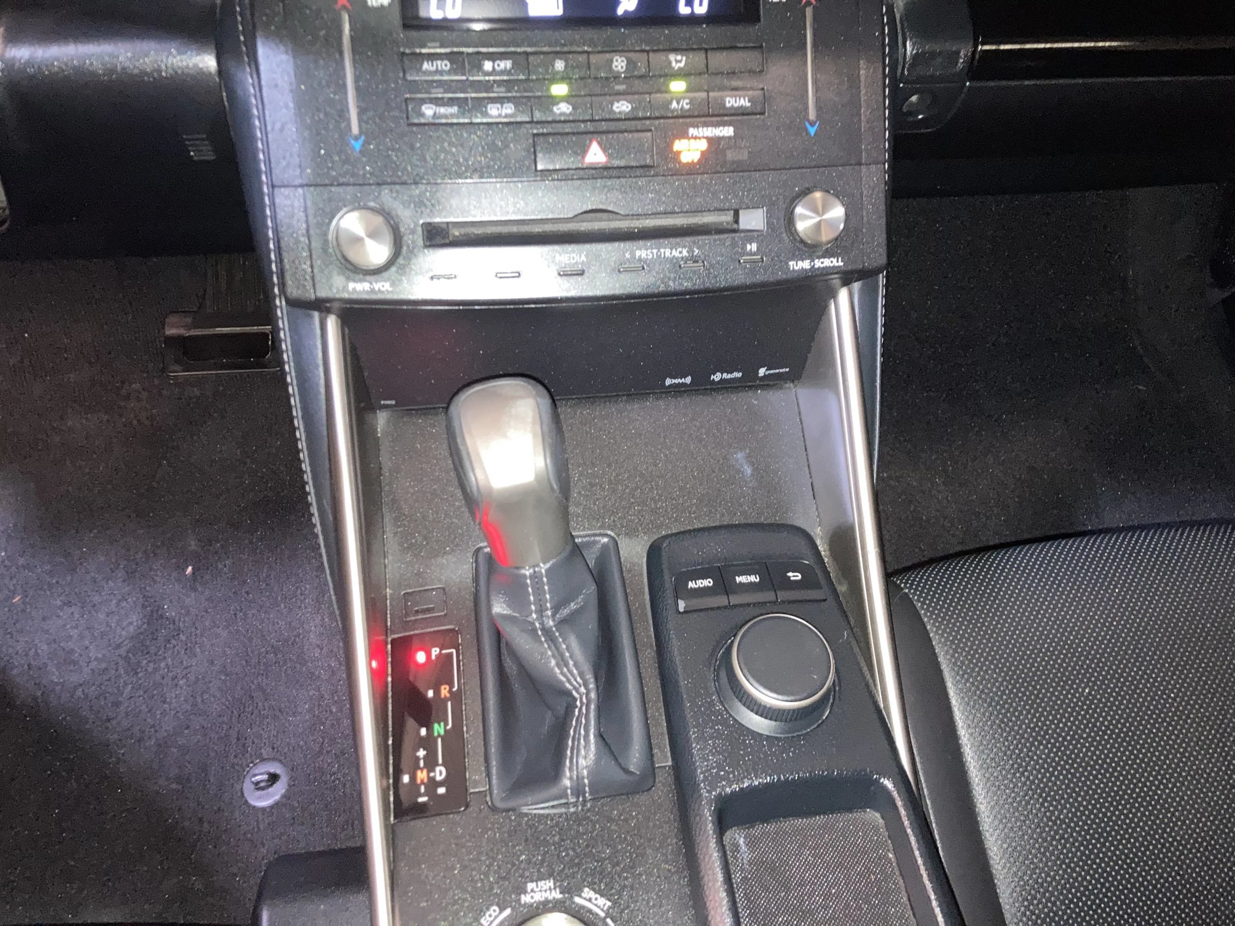 Used 2016 Lexus IS 200t RWD image 31