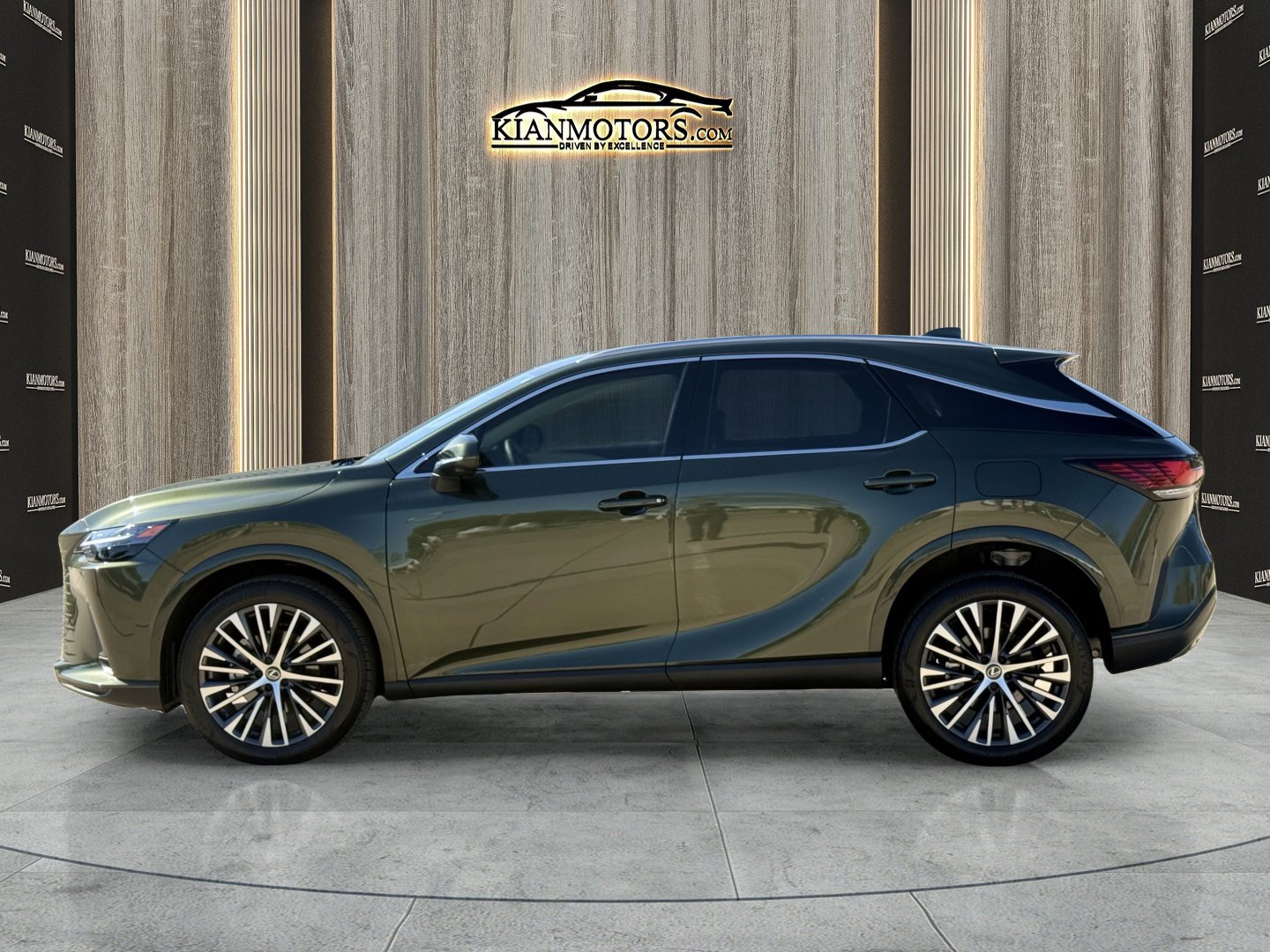 Used 2026 Lexus RX 350 Premium Plus w/ Accessory Package (Z1) FWD image 4