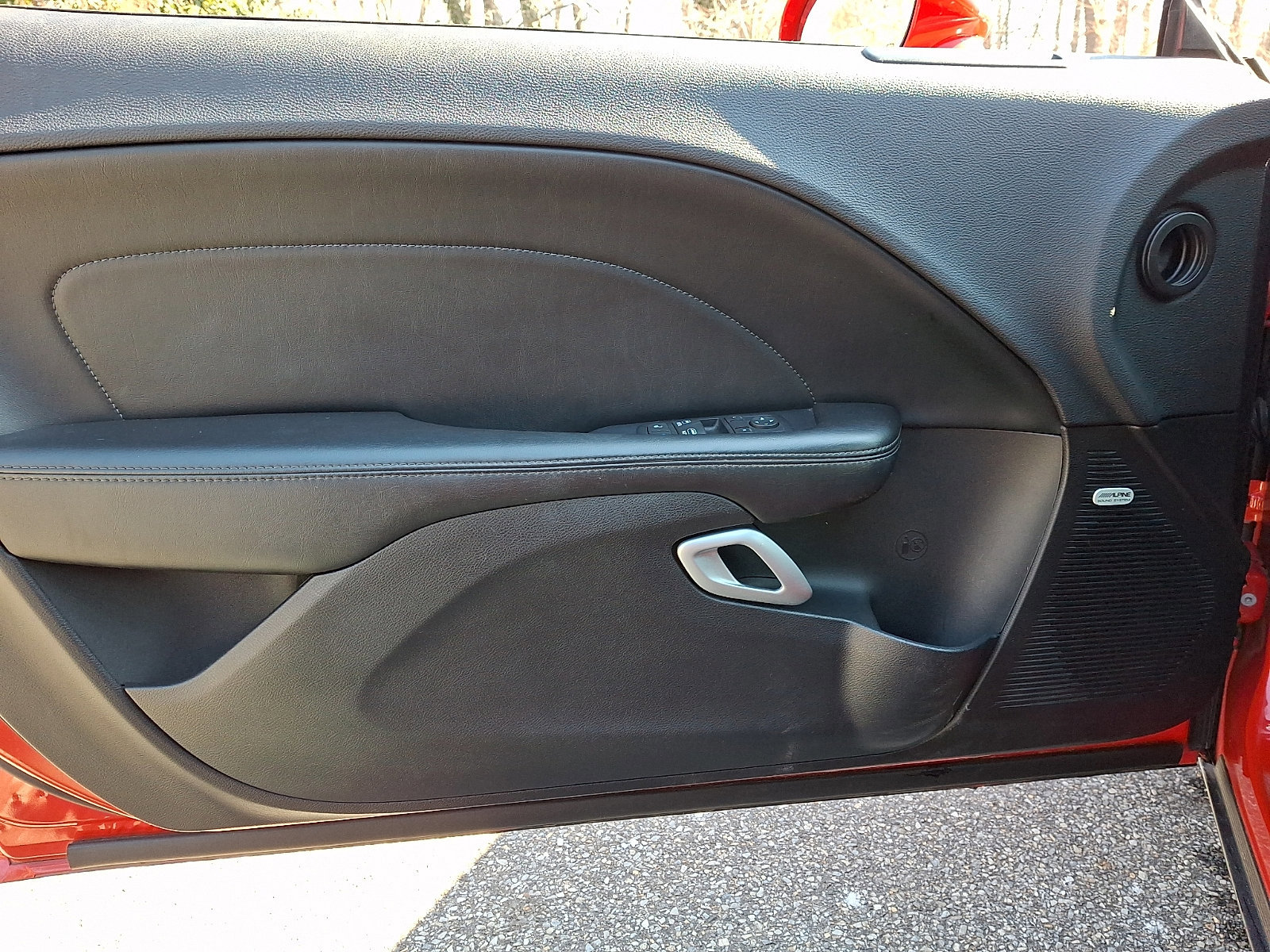 Used 2016 Dodge Challenger R/T Scat Pack w/ Leather Interior Group RWD image 11