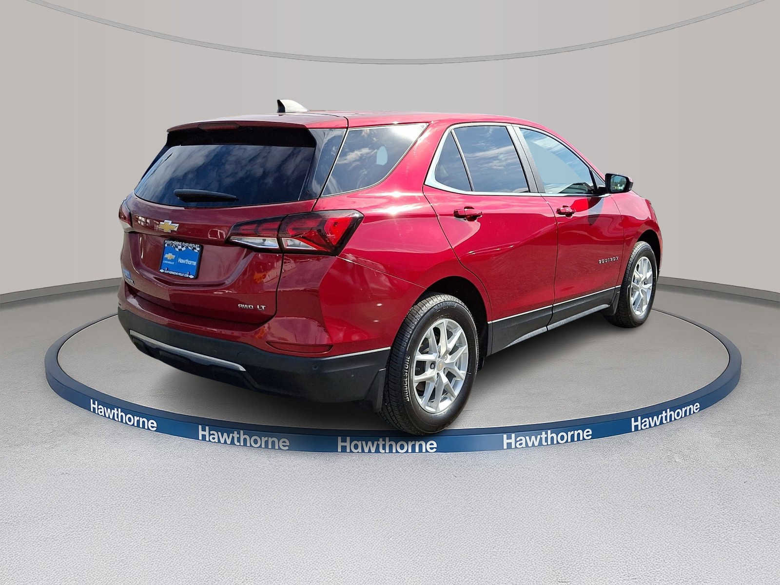 Used 2024 Chevrolet Equinox LT w/ LPO, Floor Liner Package AWD/4WD image 6