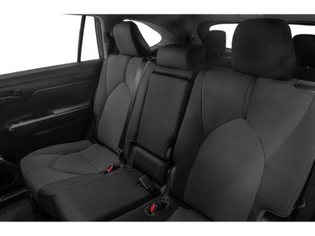 Used 2022 Toyota Highlander LE AWD/4WD image 13