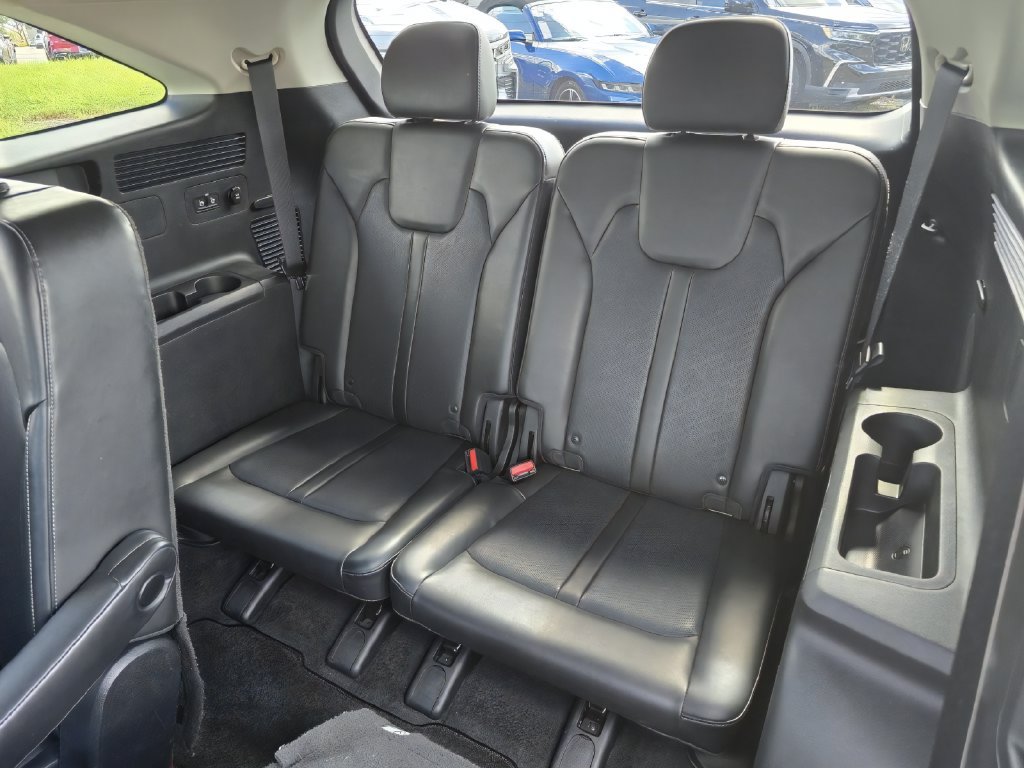 Certified 2023 Kia Sorento SX FWD image 16