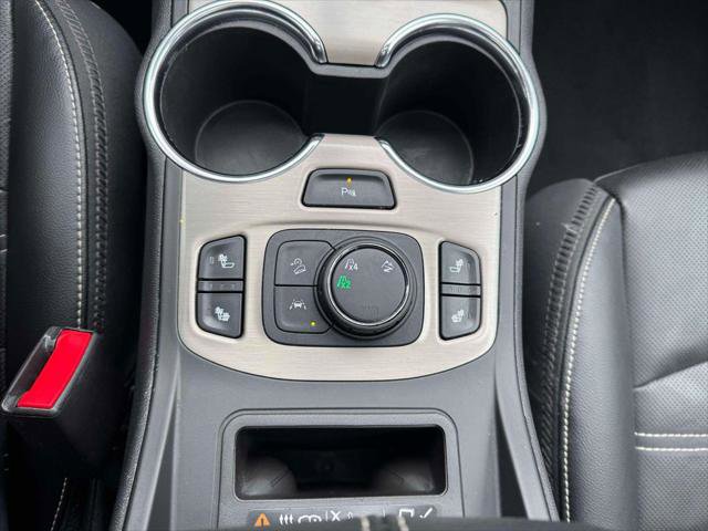 Used 2022 GMC Terrain Denali w/ LPO, 'HIT The Road' Package image 31