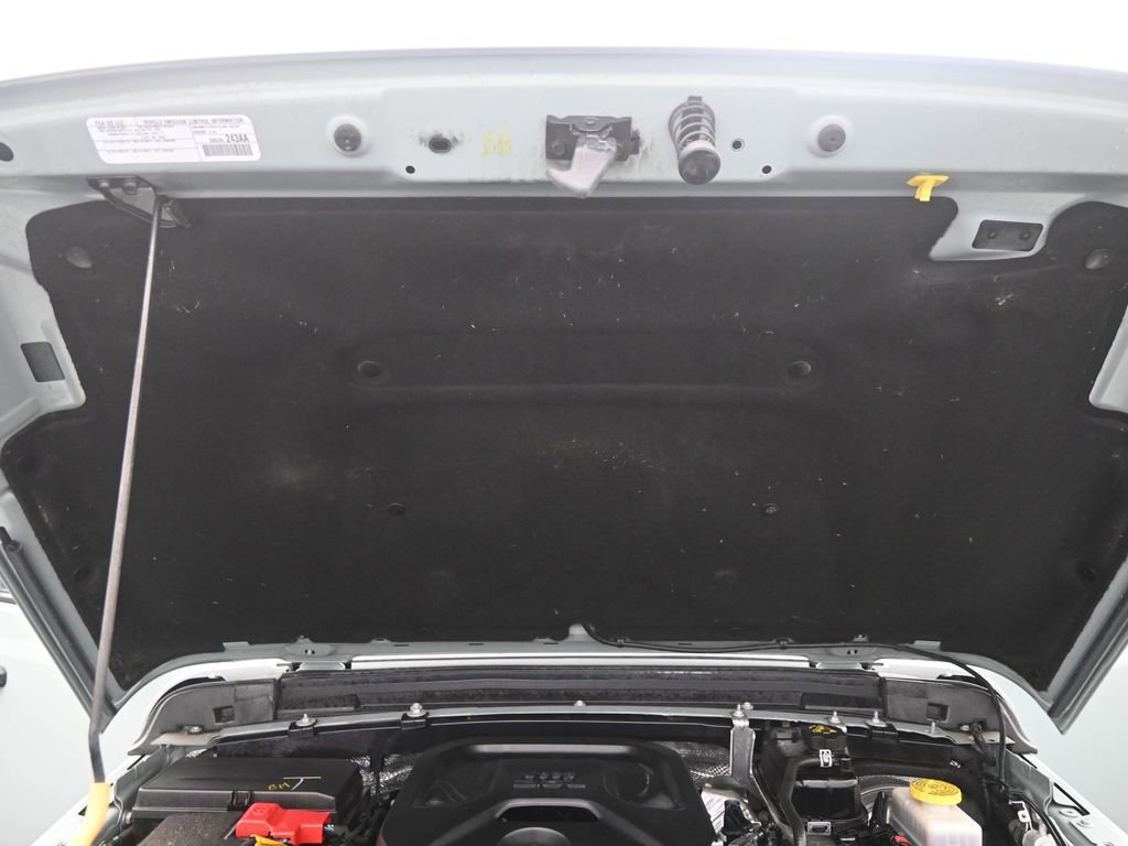 Used 2024 Jeep Wrangler Sahara image 21