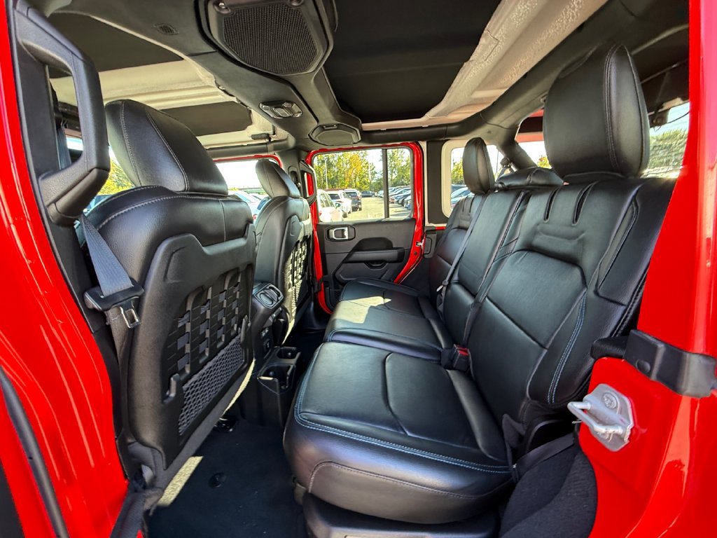 Used 2023 Jeep Wrangler Unlimited Rubicon 4xe w/ Cold Weather Group AWD/4WD image 25