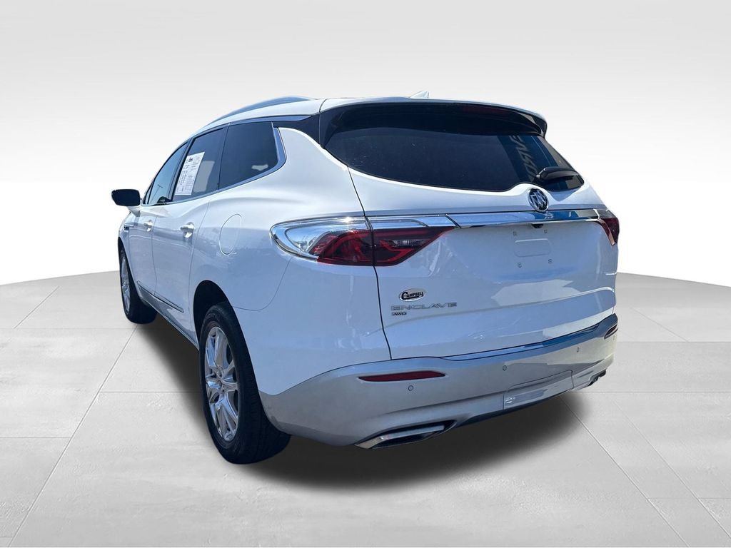 Used 2023 Buick Enclave Essence w/ Experience Buick Package AWD/4WD image 3