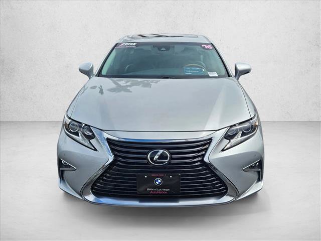Used 2016 Lexus ES 350 w/ Luxury Package w/Wood Trim image 2