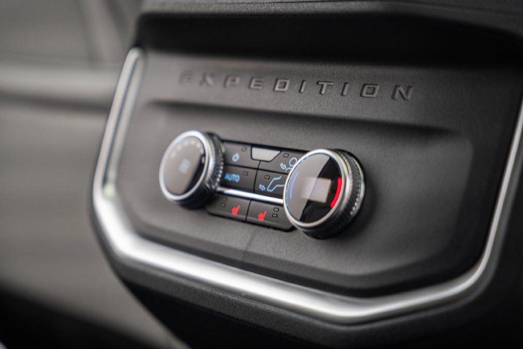 New 2027 Ford Expedition Platinum AWD/4WD image 40
