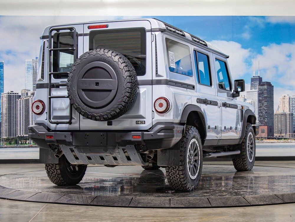 Used 2024 INEOS Grenadier Fieldmaster Edition image 8