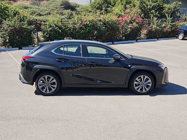 Used 2020 Lexus UX 200 F Sport w/ F Sport Premium Package FWD image 4