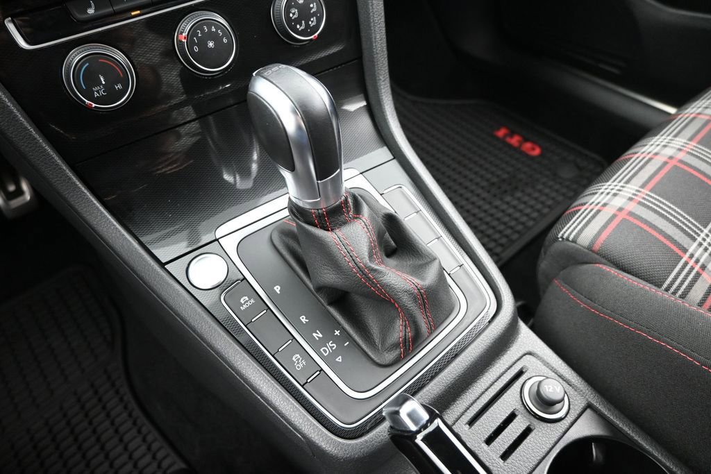 Used 2017 Volkswagen GTI Sport FWD image 14
