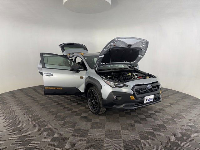 Used 2025 Subaru Crosstrek 2.5i Wilderness w/ Crosstrek Mirror Package AWD/4WD image 16
