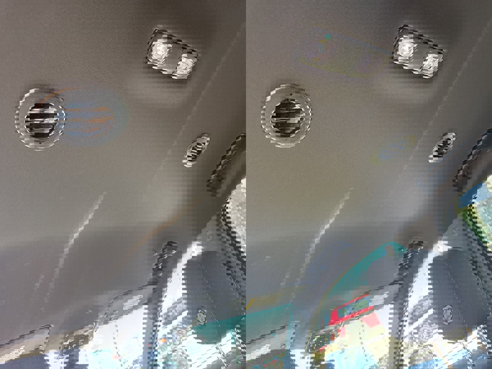 Used 2023 Chevrolet Traverse LT image 30